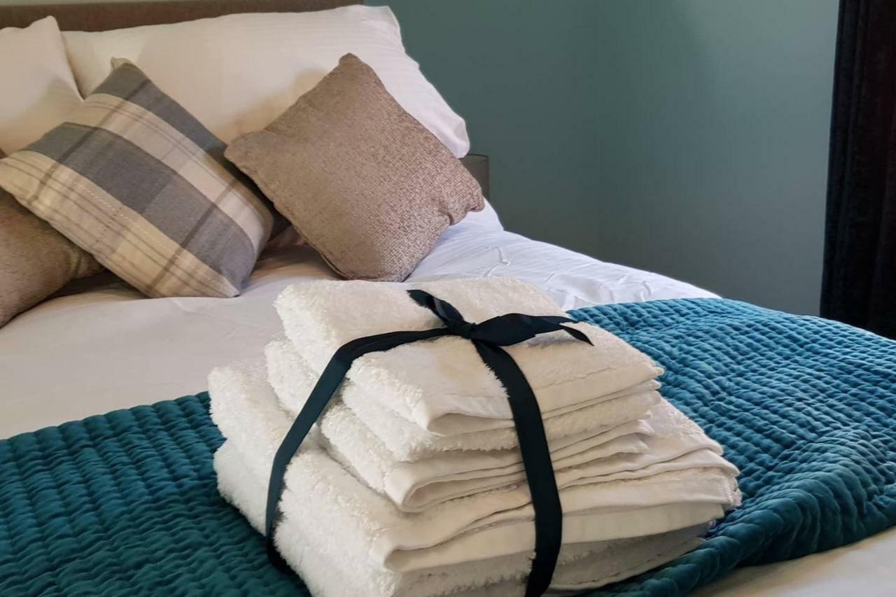 Chester City Centre House, Recently Furnished Villa Kültér fotó